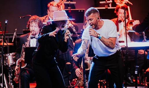 Najve&cacute;i hitovi Zagreba&ccaron;kog festivala ispunili su ju&ccaron;er prepunu Tvornicu kulture