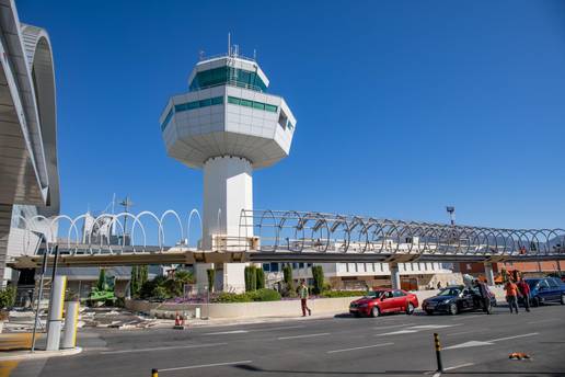 Avion hitno sletio u Dubrovnik, umro putnik na letu za Egipat