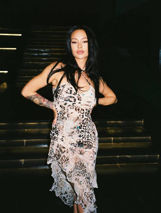 FOTO Ovo je fatalna kći srpskog pjevača koji stiže u Arenu