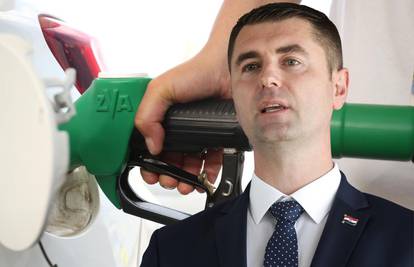 Ministar Filipović: 'Od idućeg tjedna gorivo će pojeftiniti'
