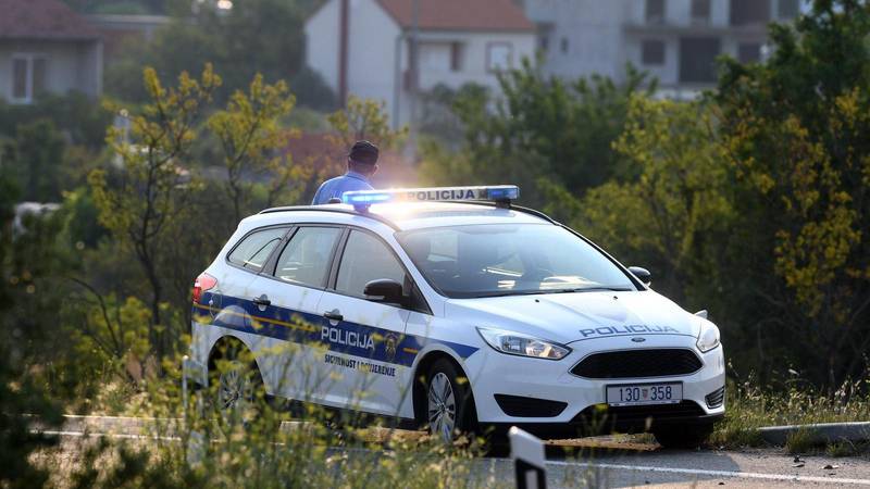 Teška nesreća kraj Slavonskog Broda: U bolnici petero ljudi