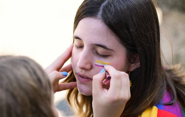 Zagreb: Održana je 24. Povorka ponosa LBGTIQ zajednica "Puna usta ponosa" 