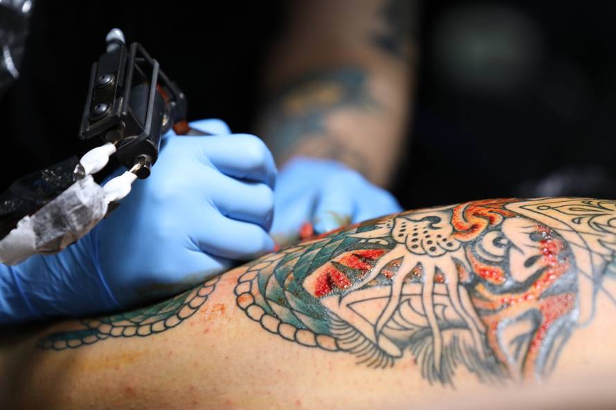 Bore se za najbolju tetovažu: 'Žene daleko bolje podnose bol'