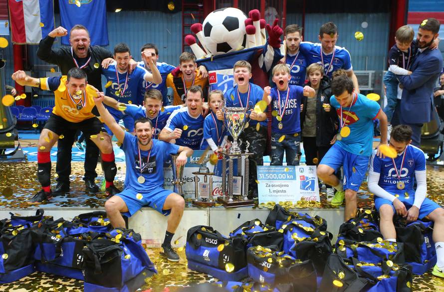 Novak kao Terry: Poskliznuo se i pao, Cvjetno do prve 'Kutije'!