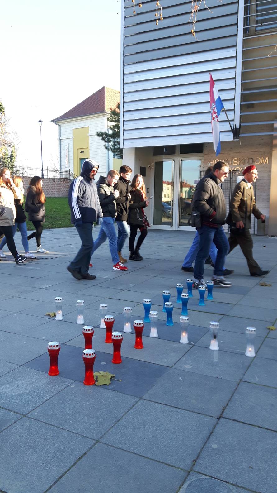 Hrvatska se danas u Vukovaru poklonila nevinim žrtvama