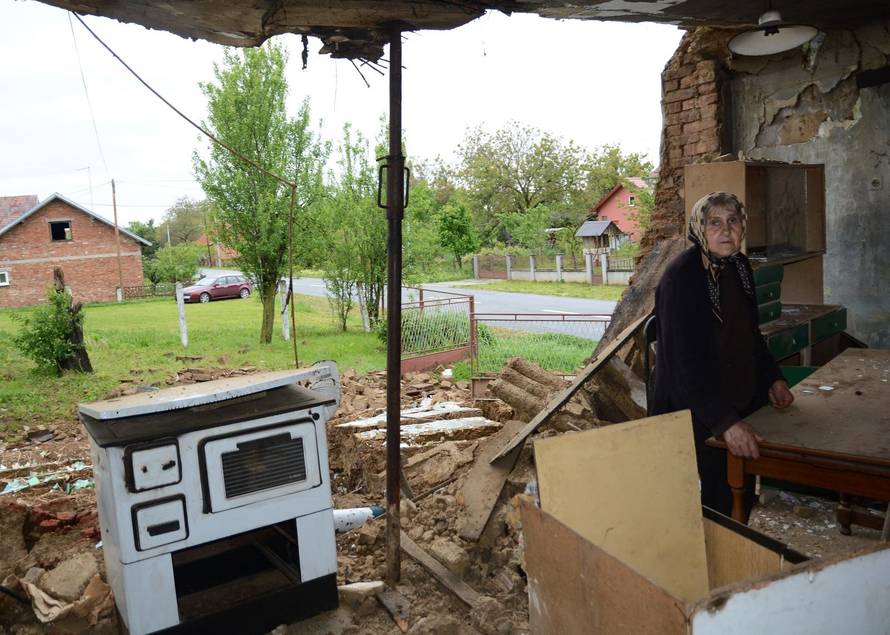 Čudom je živa: Dok je spavala, Milkici vjetar otpuhao zid kuće