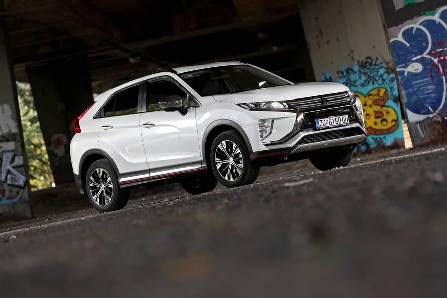 Eclipse Cross na testu: Auto koji jednostavno iznenađuje