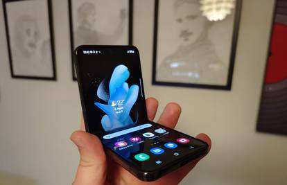 Isprobali smo Galaxy Z Flip 4: Koliko je preklopnik sada bolji?