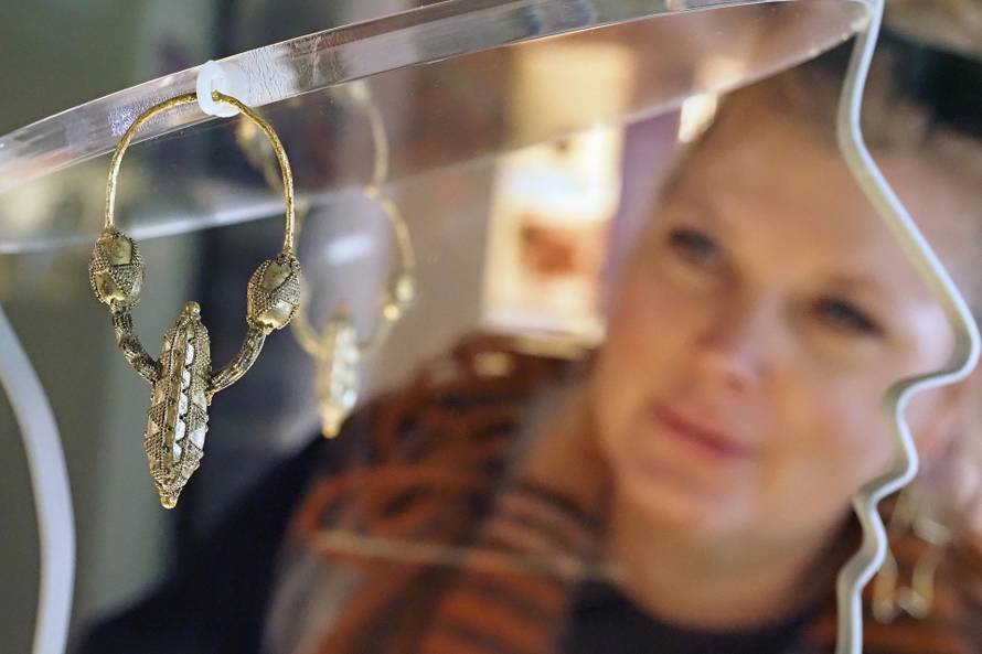 Šibenik: Skočite do Krapnja po spužve i koralje i saznajte tko su žene koje su oblikovale grad