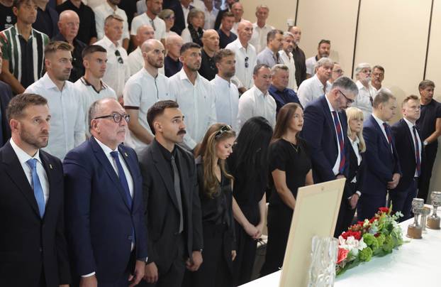 Split: Komemoracija za Ivana Gudelja na Poljudu