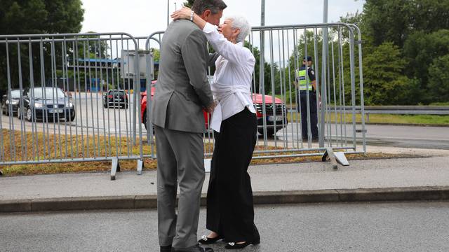 Kosor i Pahor na obilježavanju obljentice ulaska Hrvatske u EU