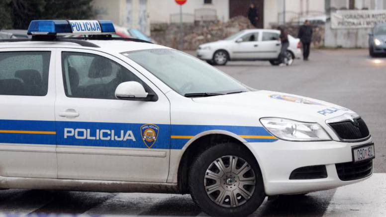 Opljačkali zlatarnicu u Velikoj Gorici, policija uhitila dvojicu