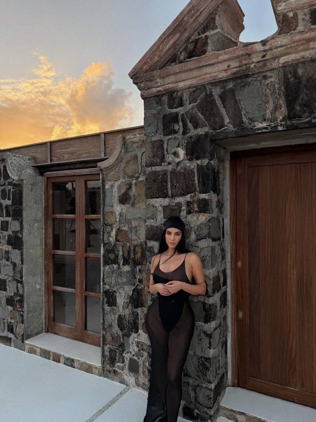 FOTO Kim Kardashian 'upecala' novog frajera. Legenda Formule 1 prerasla je status 'prijatelja'