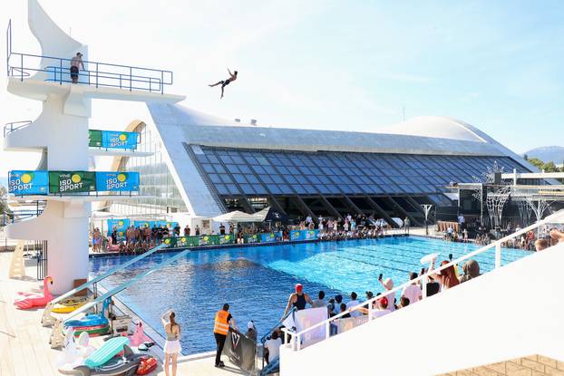 Split: Sportsko-humanitarno natjecanje "Najluđi skakač Hrvatske"