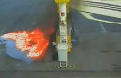 SAD: Izlio nekoliko litara benzina pa zapalio crpku