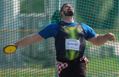 Razmišljao je o mirovini, a Ivan Katanušić sad je novi svjetski prvak! Slavio u bacanju kugle