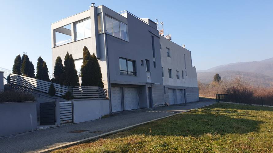 Ministar kuću procijenio na tek 120.000 €, a vrijedi puno više