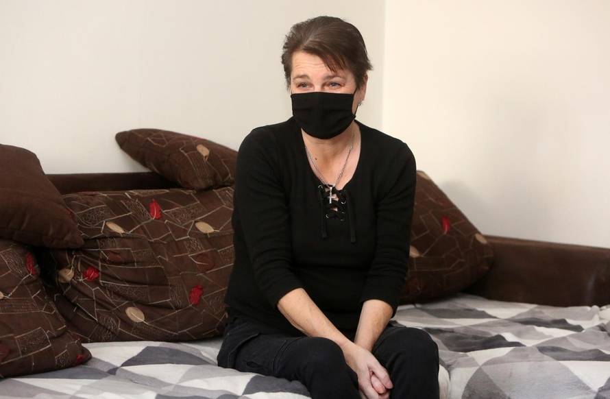 'Pokopala sam četiri člana svoje obitelji zbog korone. Nije mi jasno kako se ja nisam zarazila'