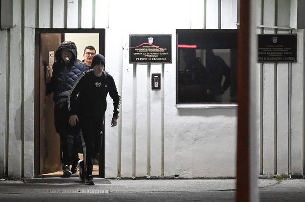 Zagreb: Braća Novica i Nikola Petra izlaze iz zatvora u Remetincu