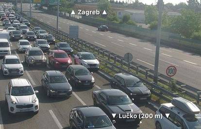 FOTO U kolonama se vozi do Bosiljeva na A1, sudar kod čvora Hreljin usporio vožnju na A7
