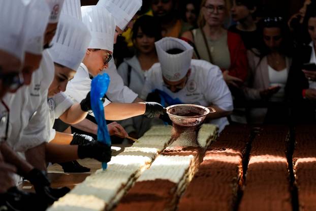 Guinness World Record for the longest tiramisu, in London