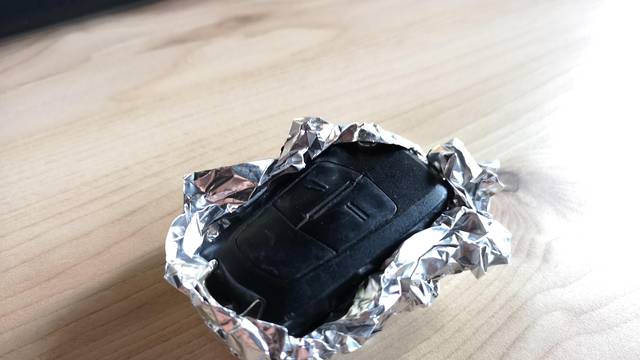 Ključ u aluminijskoj foliji bi mogao zaštititi auto od krađe