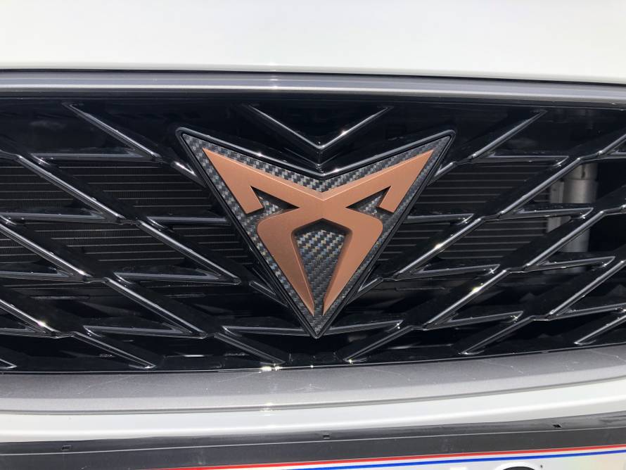 Cupra Leon: Donosi više šminke nego sporta, ali je odličan auto