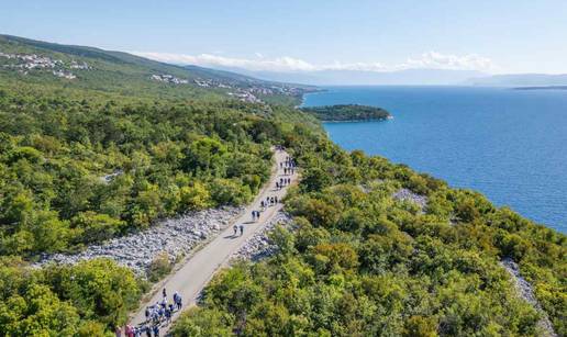 Kad gu&zcaron;ve nestanu, a more ostane: Vrijeme je za Crikveni&ccaron;ku rivijeru