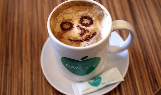 Znanstvenici: Ne izlijevajte talog i ostatke kave u javne odvode jer štetite okolišu