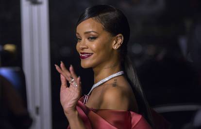 Rihanna odbila Swift: Taylor i ja uopće nismo  u istom rangu