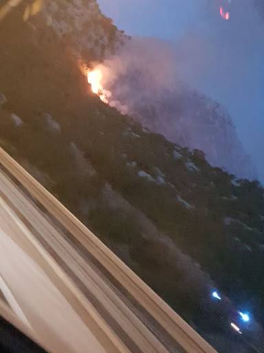 Obustavljen promet između sv. Roka i Maslenice zbog požara