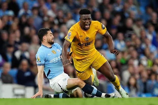 Manchester City v Wolverhampton Wanderers - Premier League - Etihad Stadium