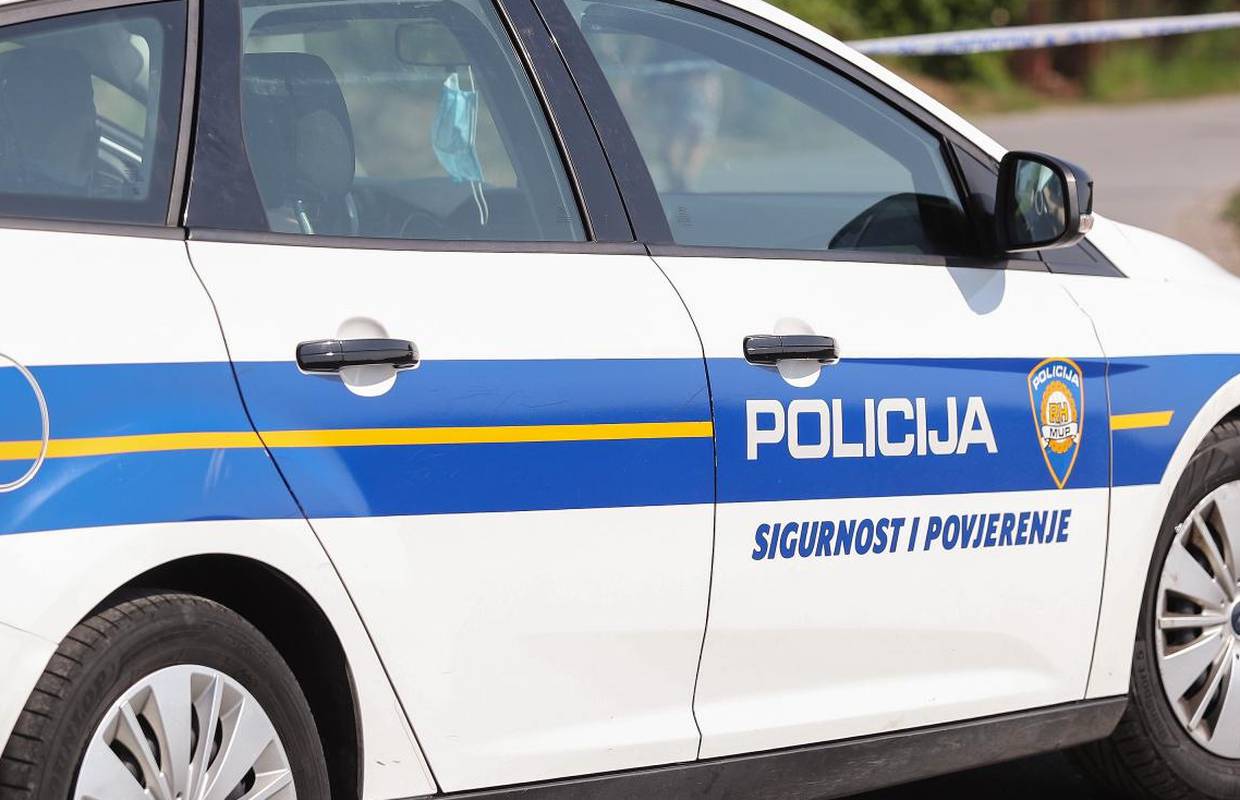 Muškarac (71) provalio u kuću u Vinkovcima i propucao  vlasnicu