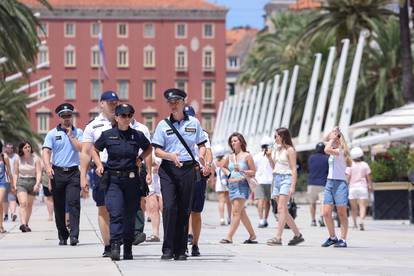 FOTO Policajci iz Poljske, Češke, Italije i Francuske  u Splitu: Na raspolaganju svojim građanima