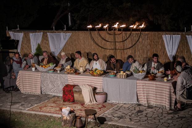 Imotski: Uprizorenje 24. Žive slike Muke Isusove