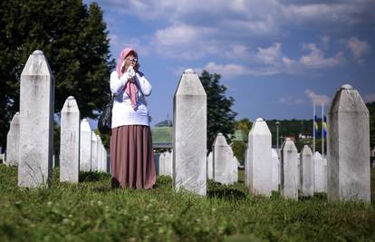 Vrhbosanski nadbiskup Tomo Vukšić: Tragedija Srebrenice podsjeća na važnost mira