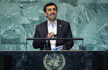 Diplomati napustili UN čim je počeo govoriti Ahmadinedžad