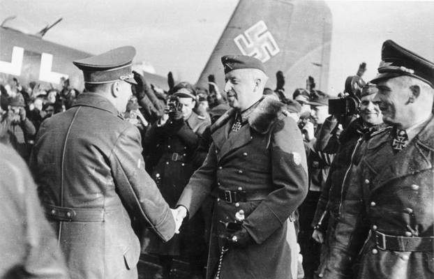 Ostfront, Adolf Hitler, Erich v. Manstein