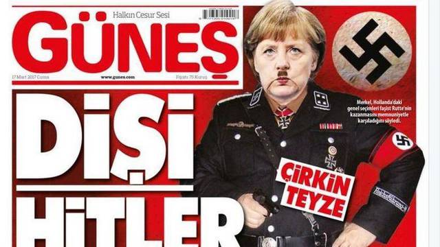 Merkel kao Hitler