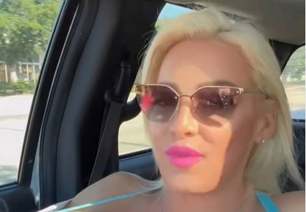 FOTO Jesu li ovo najveće grudi na svijetu? 'Majko mila... poput planeta su. Imaju svoje satelite'