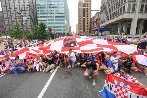 SP 2026 Philadelphia: Navijači razvili veliku hrvatske zastavu na uoči utakmice s Ganom 
