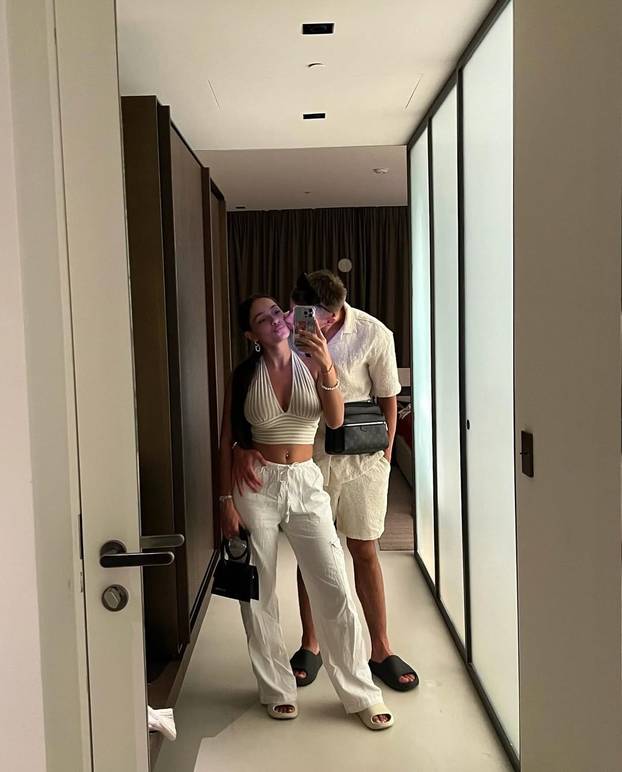 FOTO Julia je osvojila srce hit dinamovca. Godinama su skupa