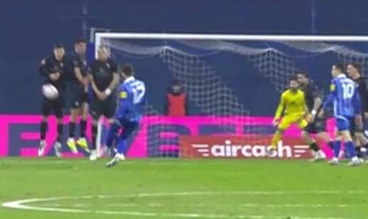 VIDEO Nevi&dstrok;eni skandal! Lokosi dobili penal, Carevi&cacute; poludio: 'Ne&cacute;emo ni iza&cacute;i na drugi dio'