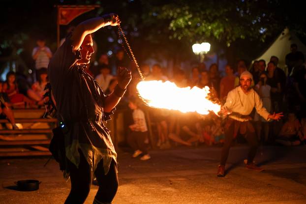 Donja Stubica: Borbe vatrom na Tahijevom viteškom turniru
