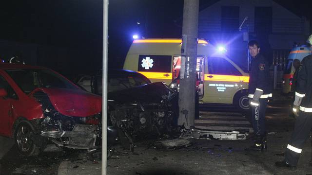 U Međimurju se sudarila tri automobila, petero ozlijeđenih