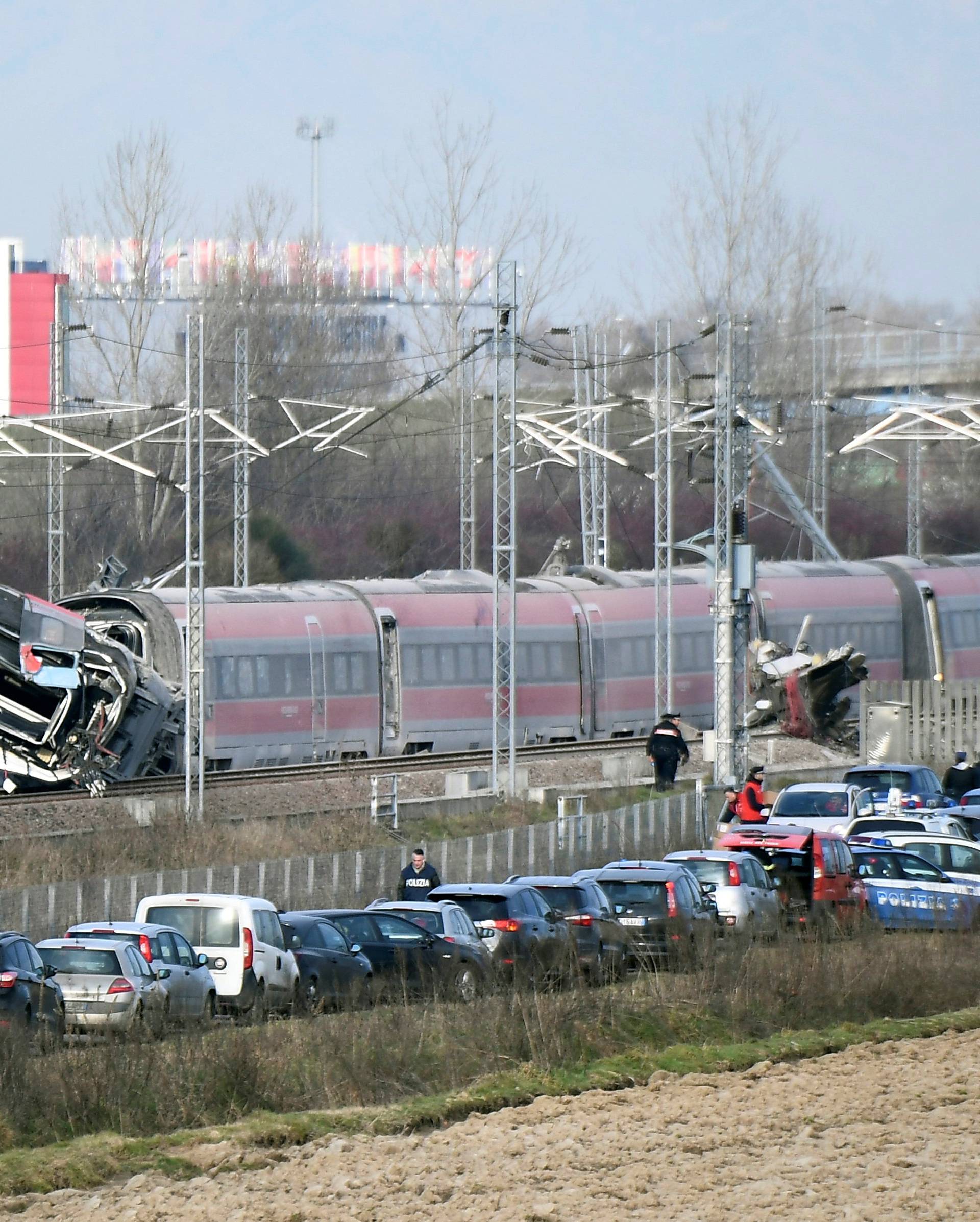 High speed train derails near Lodi