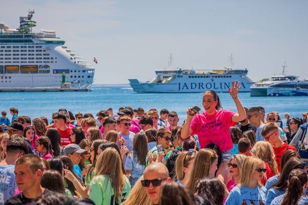 Split: Grad Split i gradonačelnik Šuta organizirali po prvi put okupljanje maturanata na Rivi