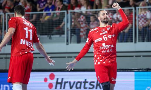 SUPER MARIO &Scaron;o&scaron;tari&cacute; ispisao povijest ma&dstrok;arskog Szegeda! Ovo jo&scaron; nikome nije uspjelo...
