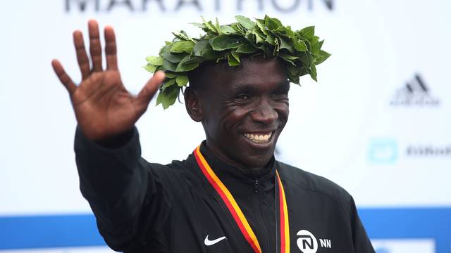 FILE PHOTO: Athletics - Berlin Marathon