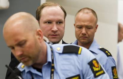 Breivik se žalio: Humano sam ubijao, a sad mi ne daju zraka